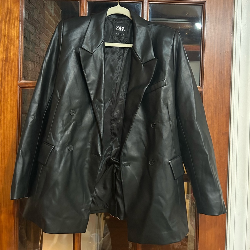 Zara Women's Black Vegan Leather Blazer